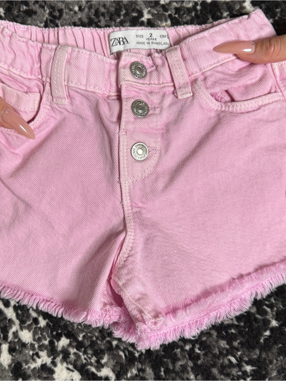 ZARA adjustable button up pink denim shorts 
Size 2T